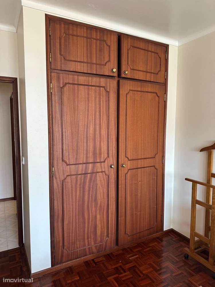 Apartamento T2 + 1-21