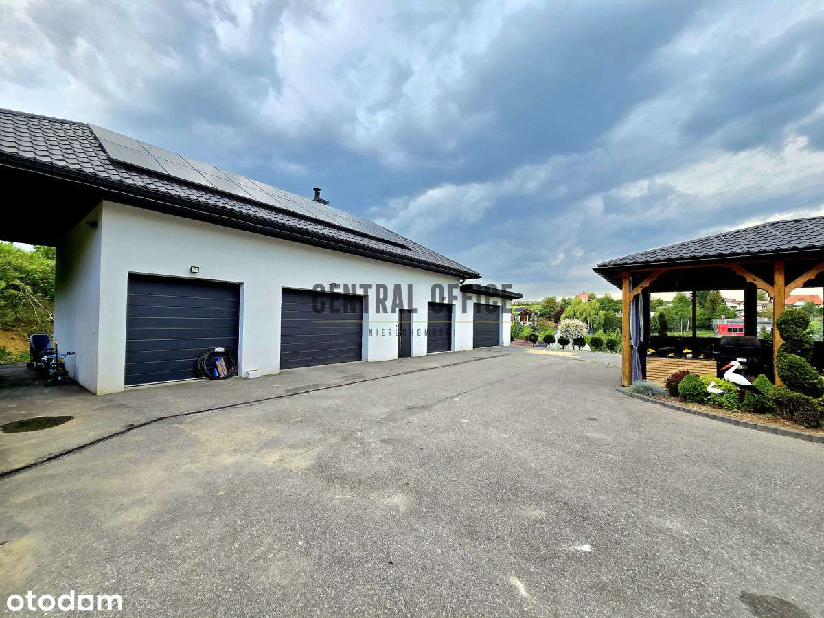 Piękny dom, z garażami i mieszkaniem Niebylec - Pełny obrazek: 5/16