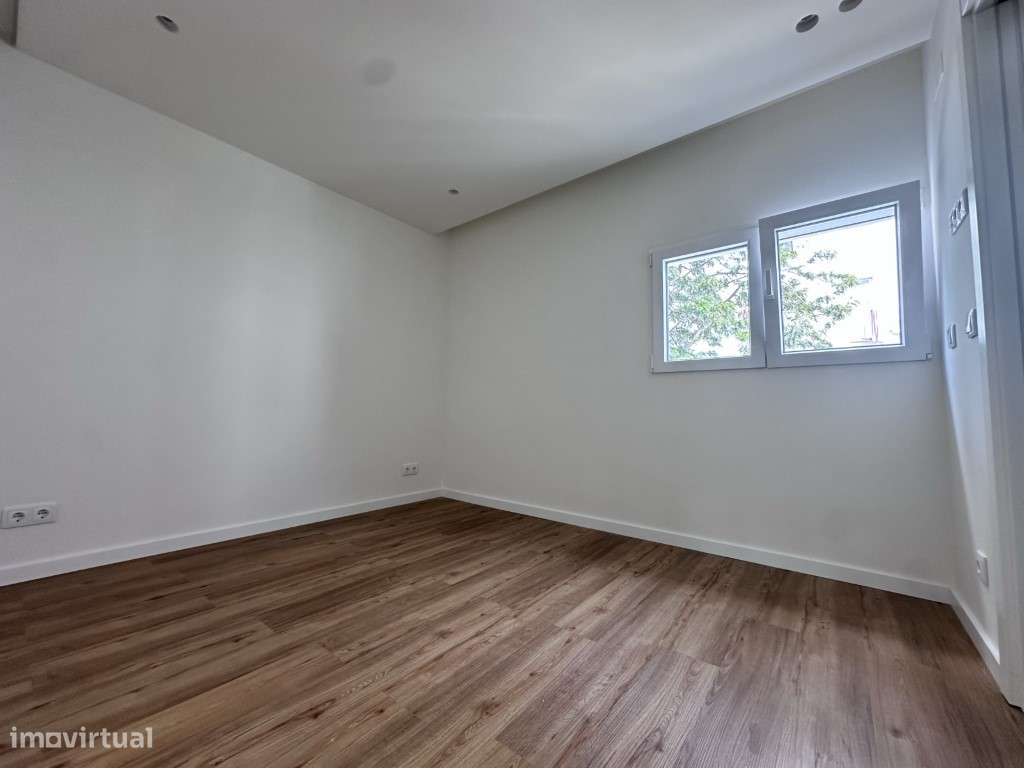 Moradia de Luxo V5 - Conforto, Modernidade e Elegância-20