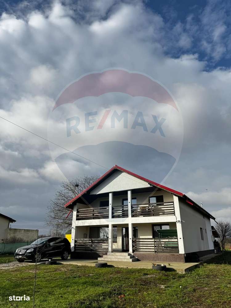Vilă cu 7 camere de vânzare+teren 2200 mp, Darza-Crevedia - Imagine principală: 2/20