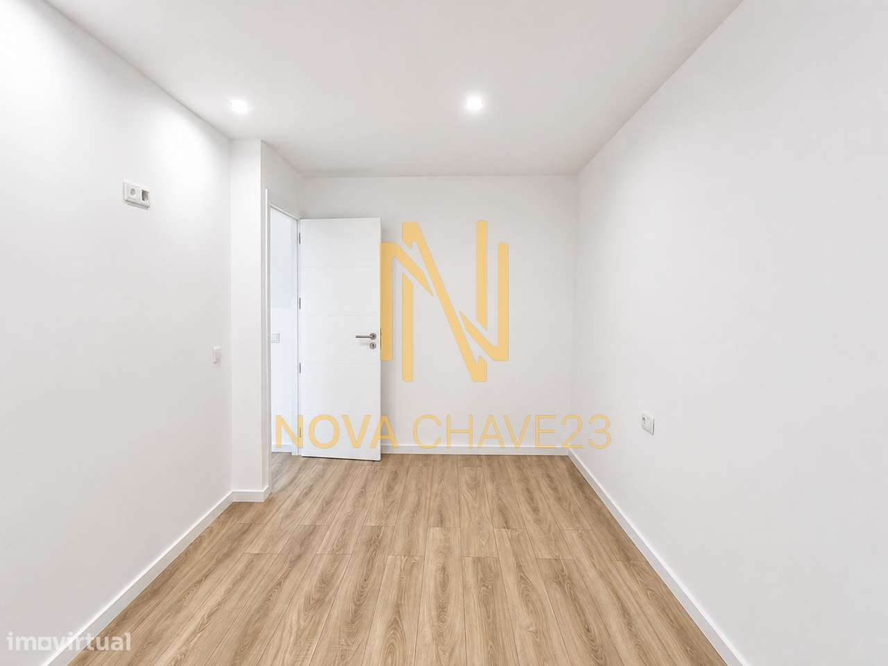 Apartamento T3+1 de Excelência em Mira-Sintra | Totalmente Remodelado-19