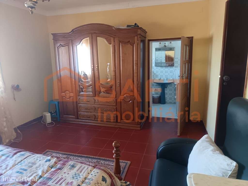 Moradia T4 em Cucujães-13