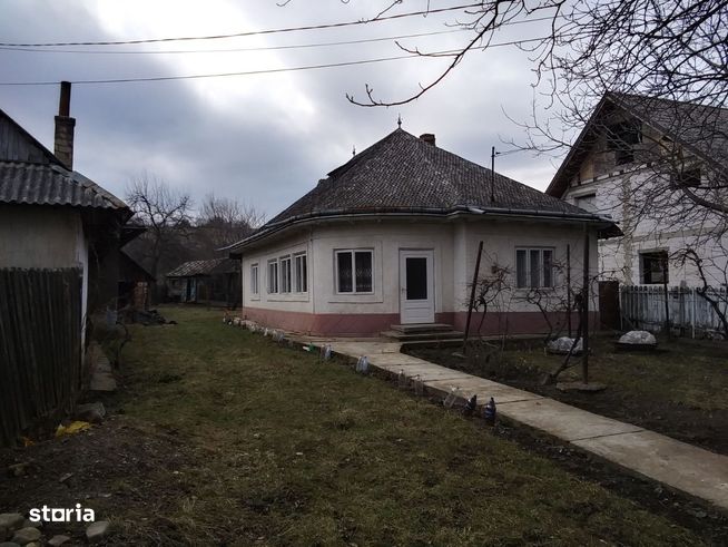 OFERTA - casa si teren in Vanatori - NEAMT (licitatie 75%)-1