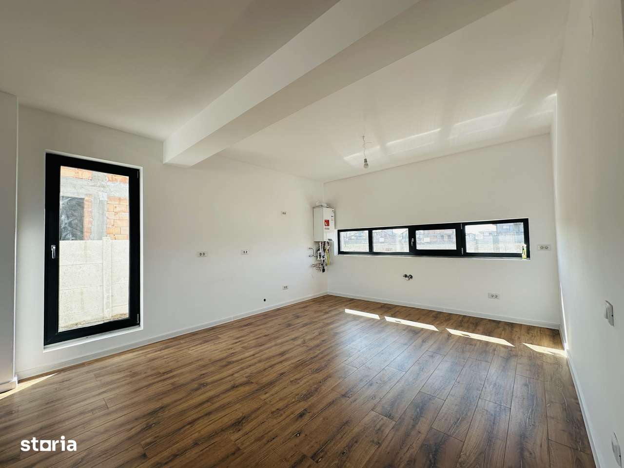 Casă Modernă de vânzare - 5 camere / 330 mp – Com. Berceni | 179.000 €-11