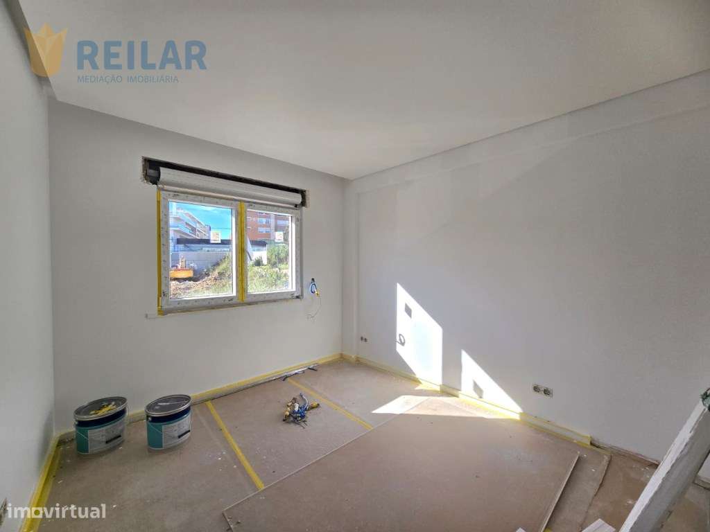 Santa Iria da Azóia - T3 Remodelado-17