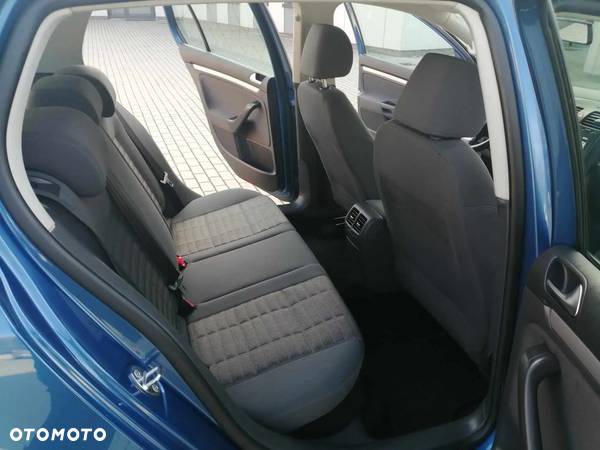 Volkswagen Golf VI 1.6 Highline - 22