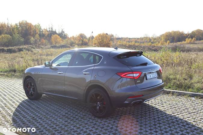 Maserati Levante S Q4 GranSport - 6