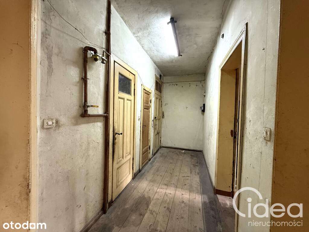 Centrum, balkon, 3 pokoje, 73,17m2, do remontu-9