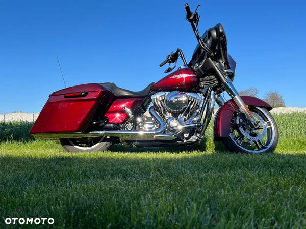 Harley-Davidson Touring Street Glide - 9