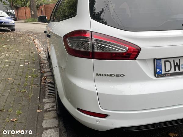 Ford Mondeo 1.6 Trend - 19