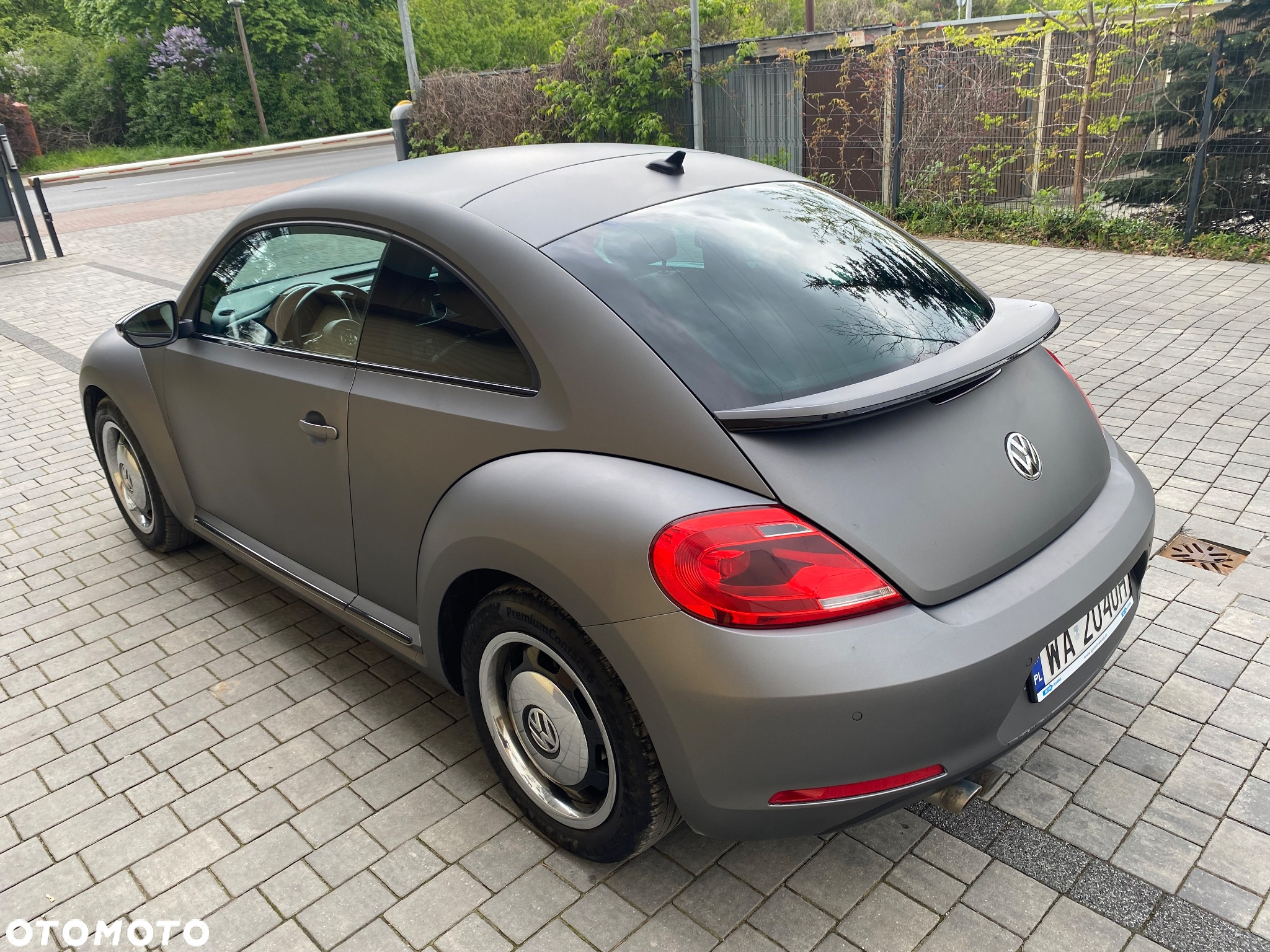 Volkswagen Beetle The 2.0 TDI DSG DPF Blue Motion Technologie Design - 2