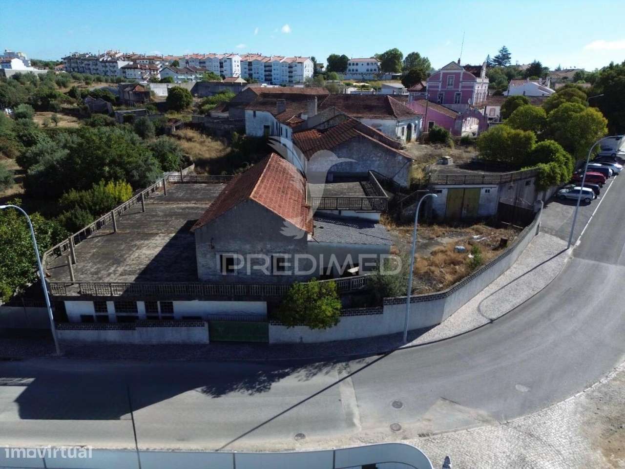 Oportunidade Única no Centro de Alcanena – Para Restaurar - Grande imagem: 4/28