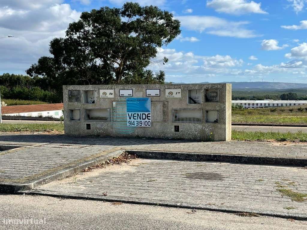 Lote para construção em Campelos - Grande imagem: 2/8