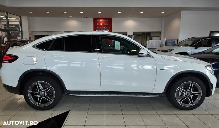 Mercedes-Benz GLC Coupe 300 e 4Matic 9G-TRONIC AMG Line - 8