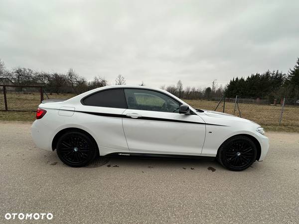 BMW Seria 2 220d xDrive M Sport - 9