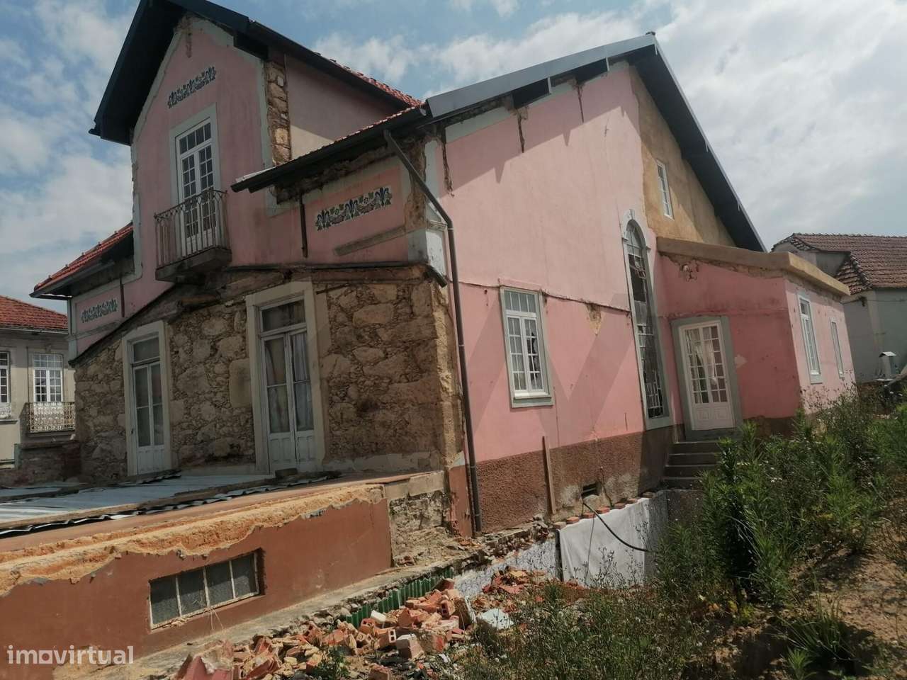 Palacete | Várias frações | PROJETO APROVADO| Vila Cucujães – OAZ!-22