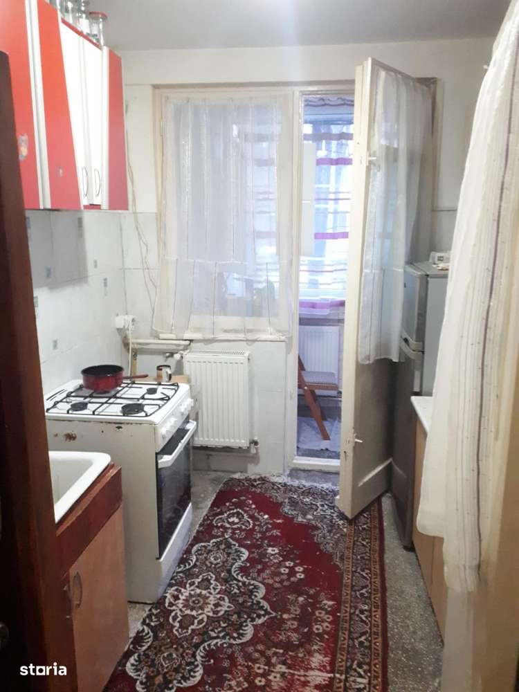 Apartament 2 camere Tiglina3 parter/4 ,centrala ,Balcon 52 000 euro-3