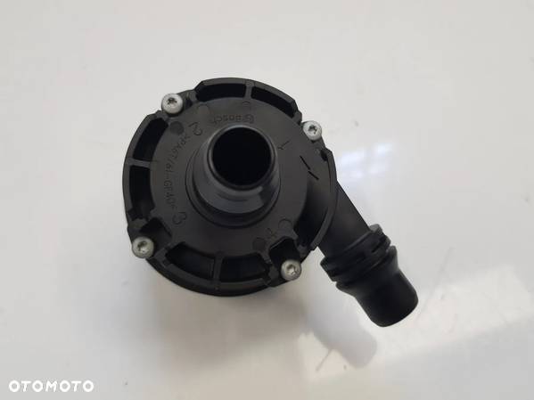 Elektryczna pompa wody dodatkowa BMW F30 F48 X1 M3 F80 M4 F82 G11 G12 G20 G30 G31 MERCEDES W205 S205 C205 C200 W212 W213 - 3