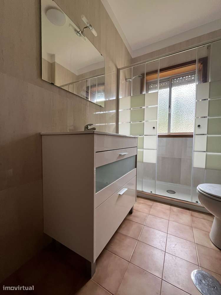 Excelente T2 com Sótão localizado perto do centro de Gondomar-19