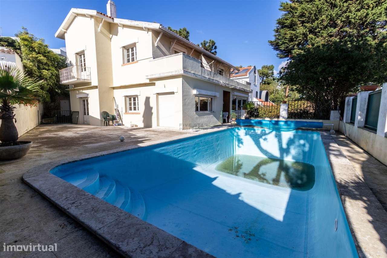 Moradia Estoril Cascais Vista Mar para renovar T6-54