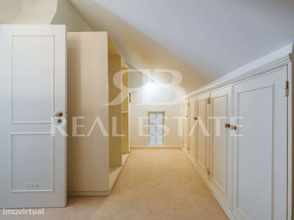 Moradia T4 tipo Chalet, com jardim, piscina e anexo T1 - Monte Esto...-47