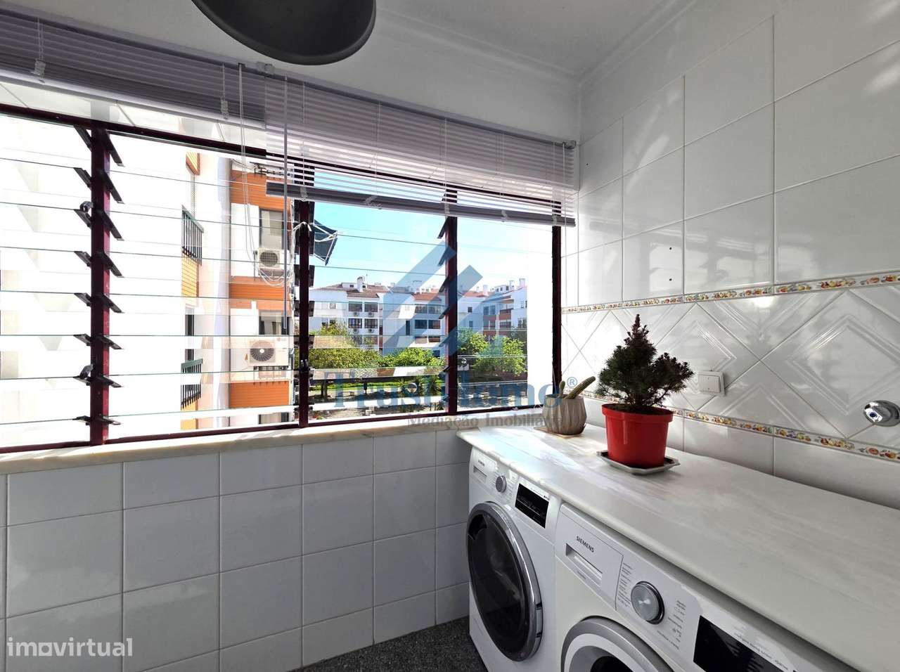 T4 em Oeiras perto do Parque dos Poetas e a 5 km da praia-8