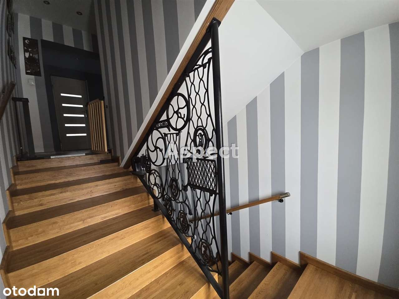 Obiekt Inwestycyjny Wraz Z Budynkiem Mieszkalnym-9