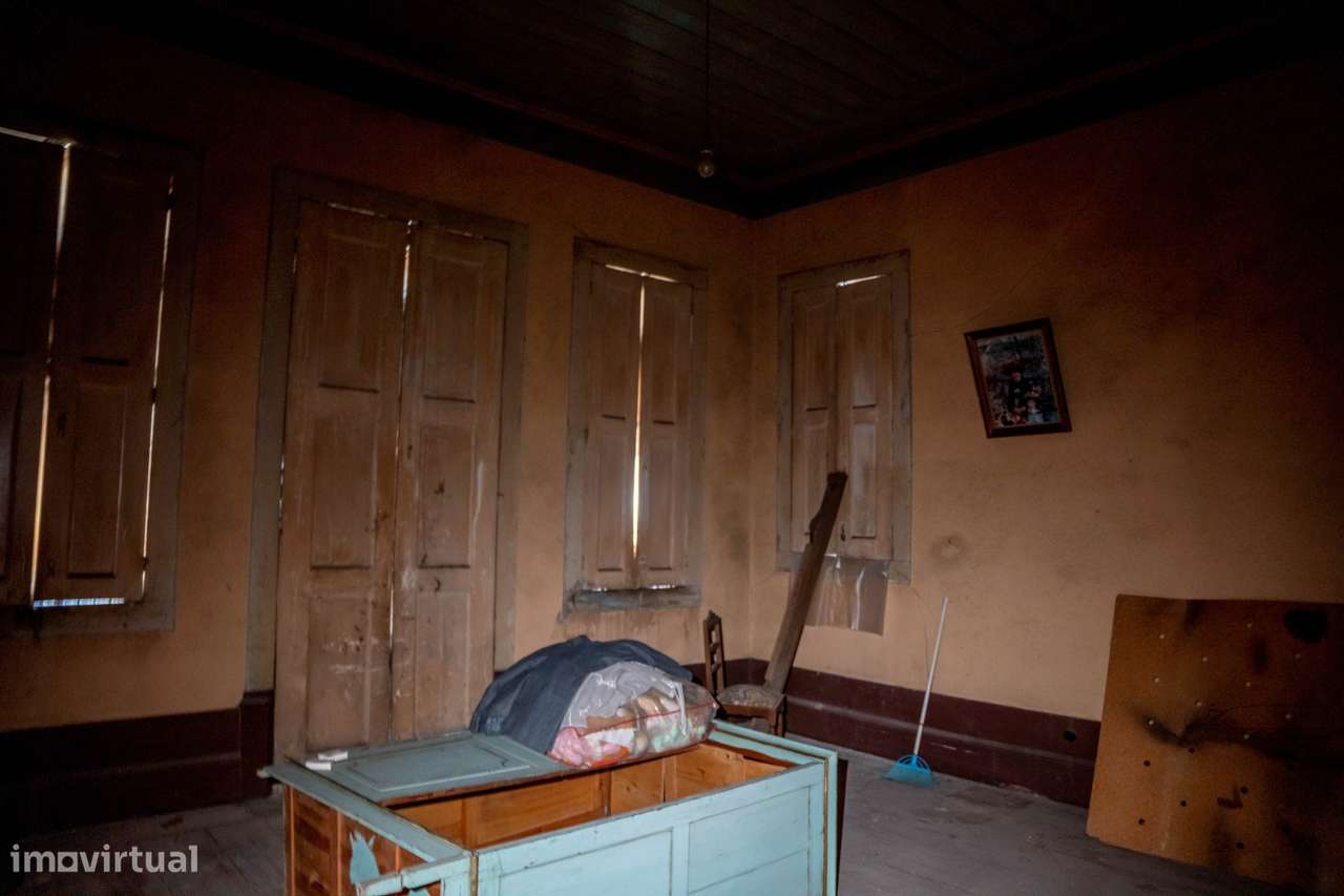 Imóvel com carácter e muito potencial de valorização.-32