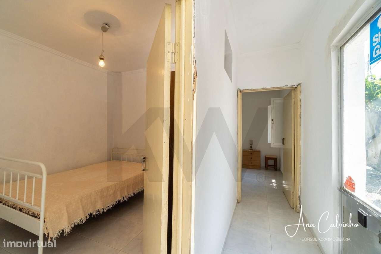 Moradia típica portuguesa T3 para transformar em lar - Grande imagem: 5/23