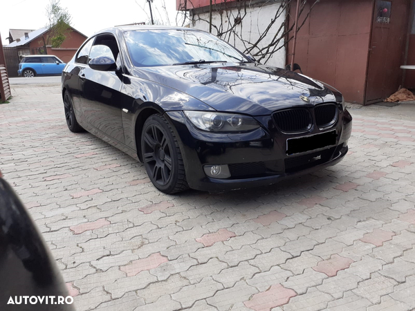 BMW E92 2.0D 177CP Toate Piesele Disponibile Trager Capota Aripi Usi Portbagaj Faruri Stopuri - 4