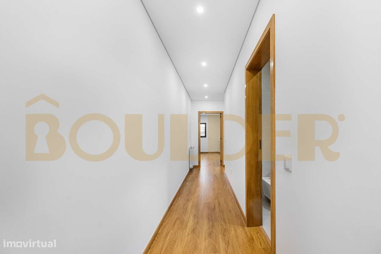 Moradia T4 de Arquitetura Moderna-23