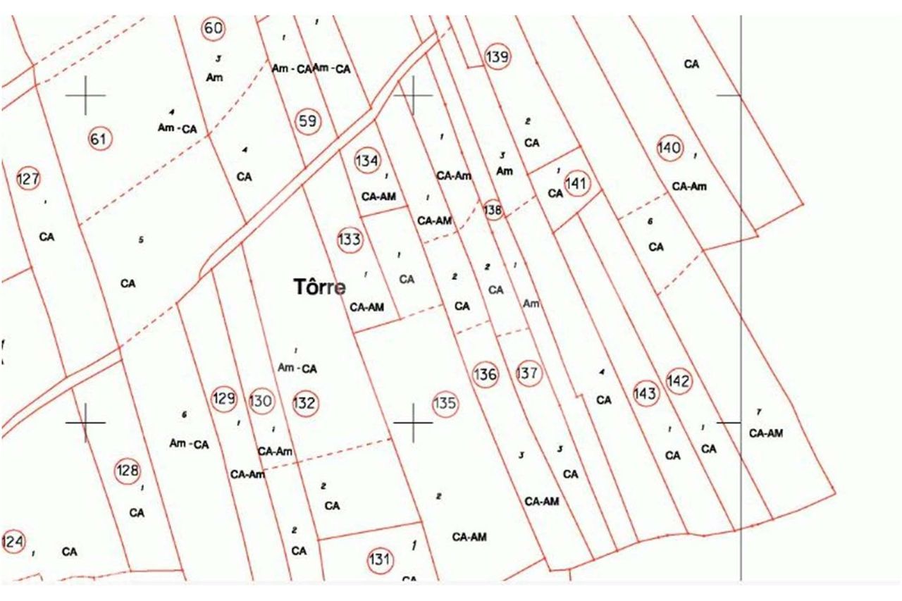 Terreno rustico, com uma área de 4 040 m2, situado na Torre, S. B. Mes