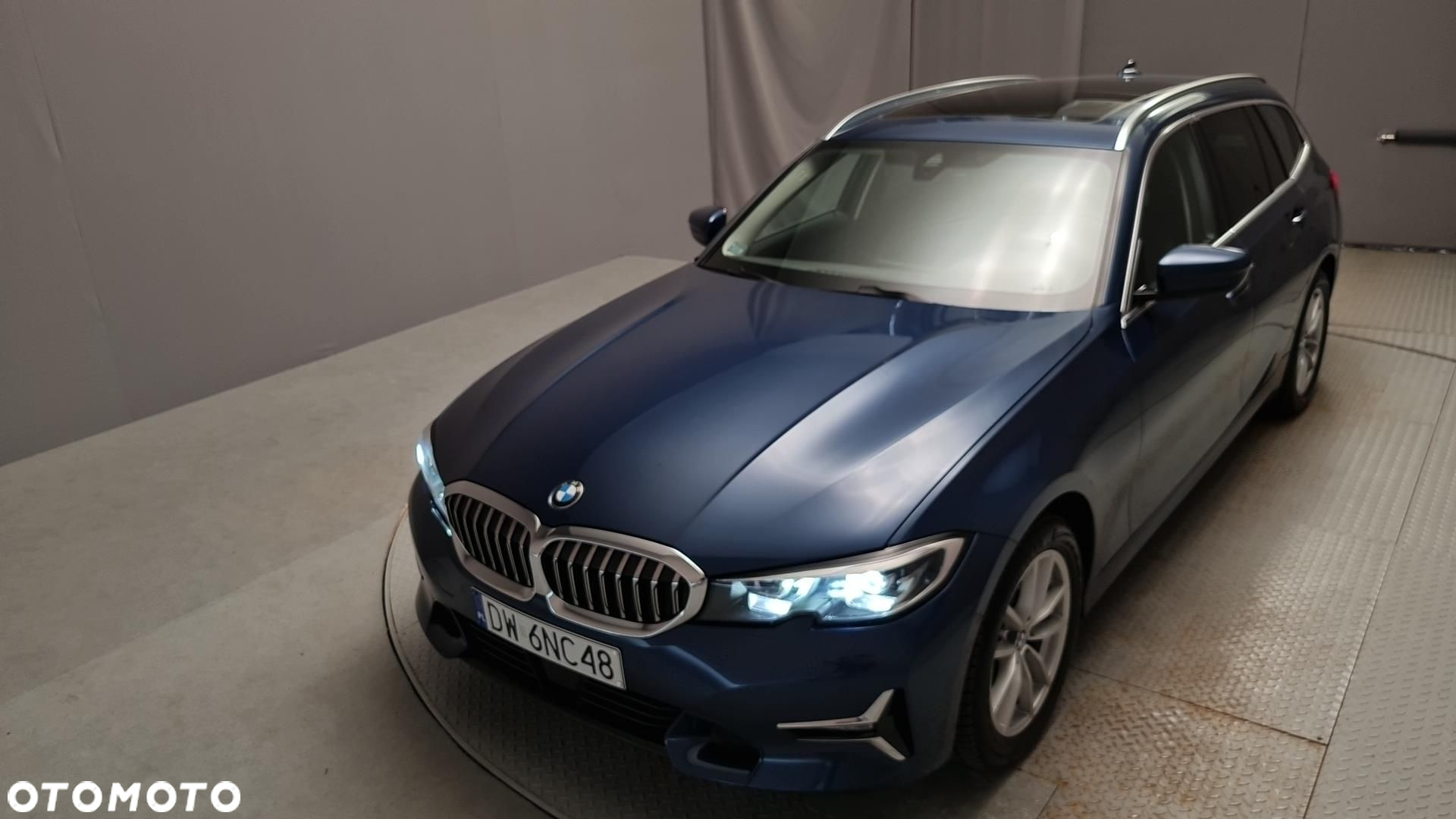 BMW Seria 3 320d xDrive MHEV Luxury Line - 31