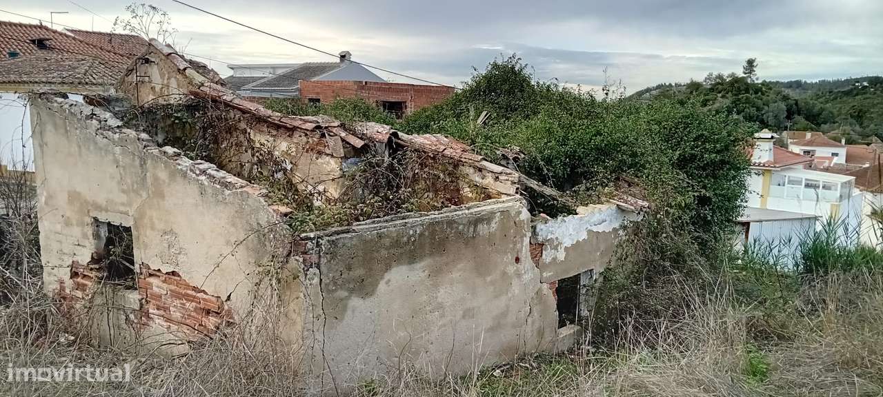 Terreno com Moradia em Ruína e Vista Deslumbrante — Penedo, Runa - Grande imagem: 4/20
