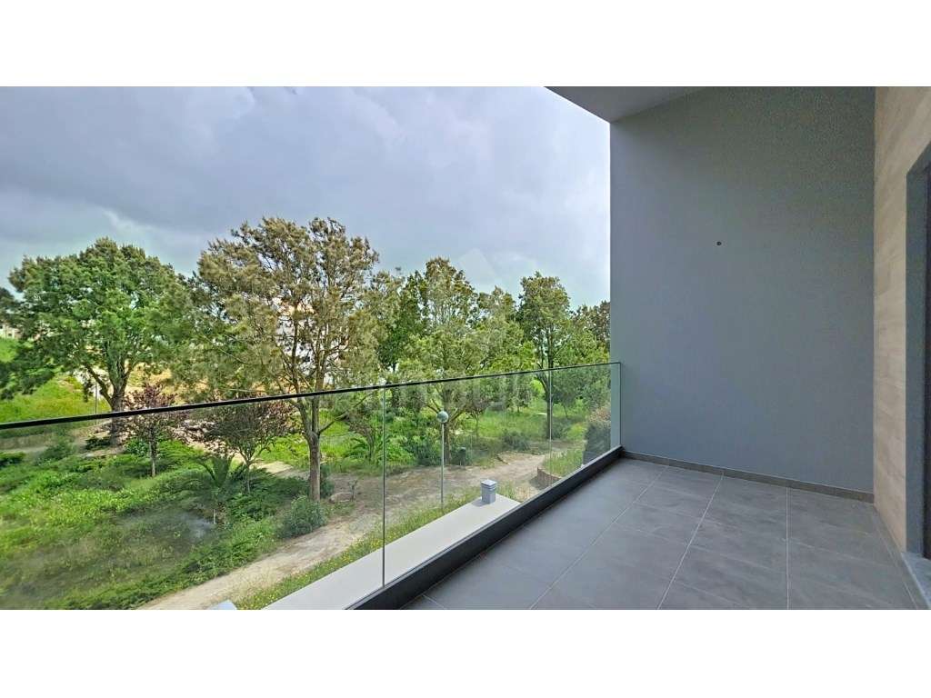 Moradia T3+1 Ericeira com piscina e jardim-20