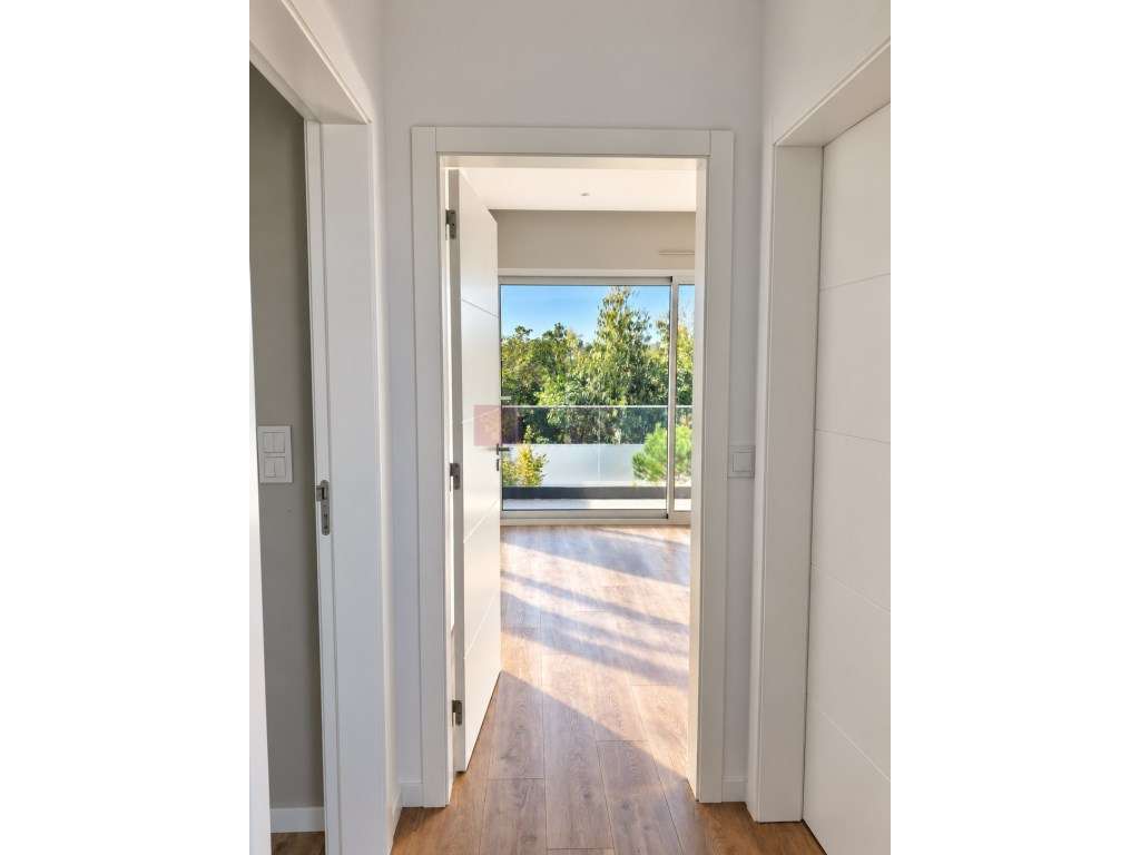 Mafra - Moradia T4 com jardim - Elegância, tranquilidade a poucos m...-31