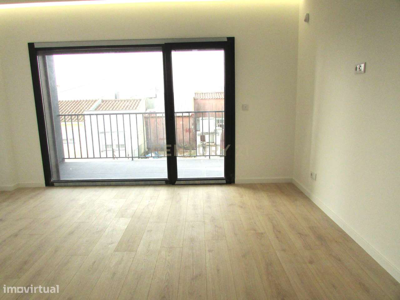 Moradia T3+1 em Portela da Azóia, Santa Iria de Azóia-8