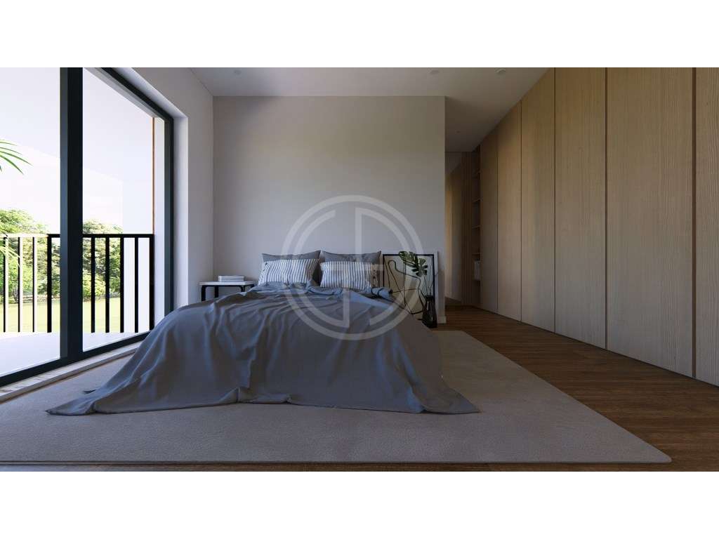 Moradia Unifamiliar com Piscina e Garagem-27