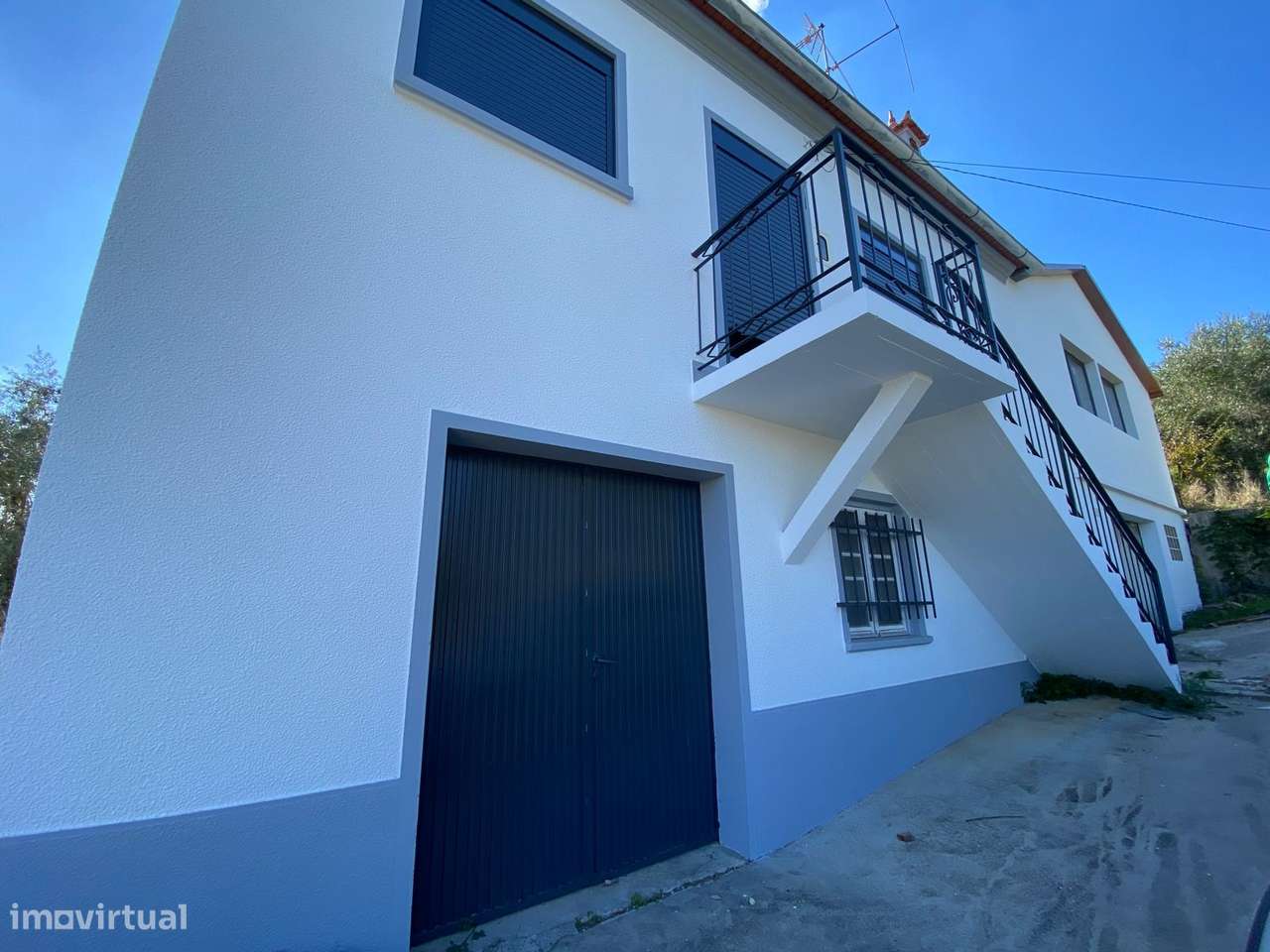 Moradia 3+1 / Terreno / Espite / Ourém-0