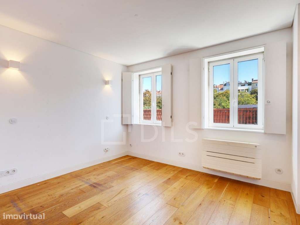 Apartamento T3 em condomínio com jardim e piscina, na Lapa - Grande imagem: 5/41