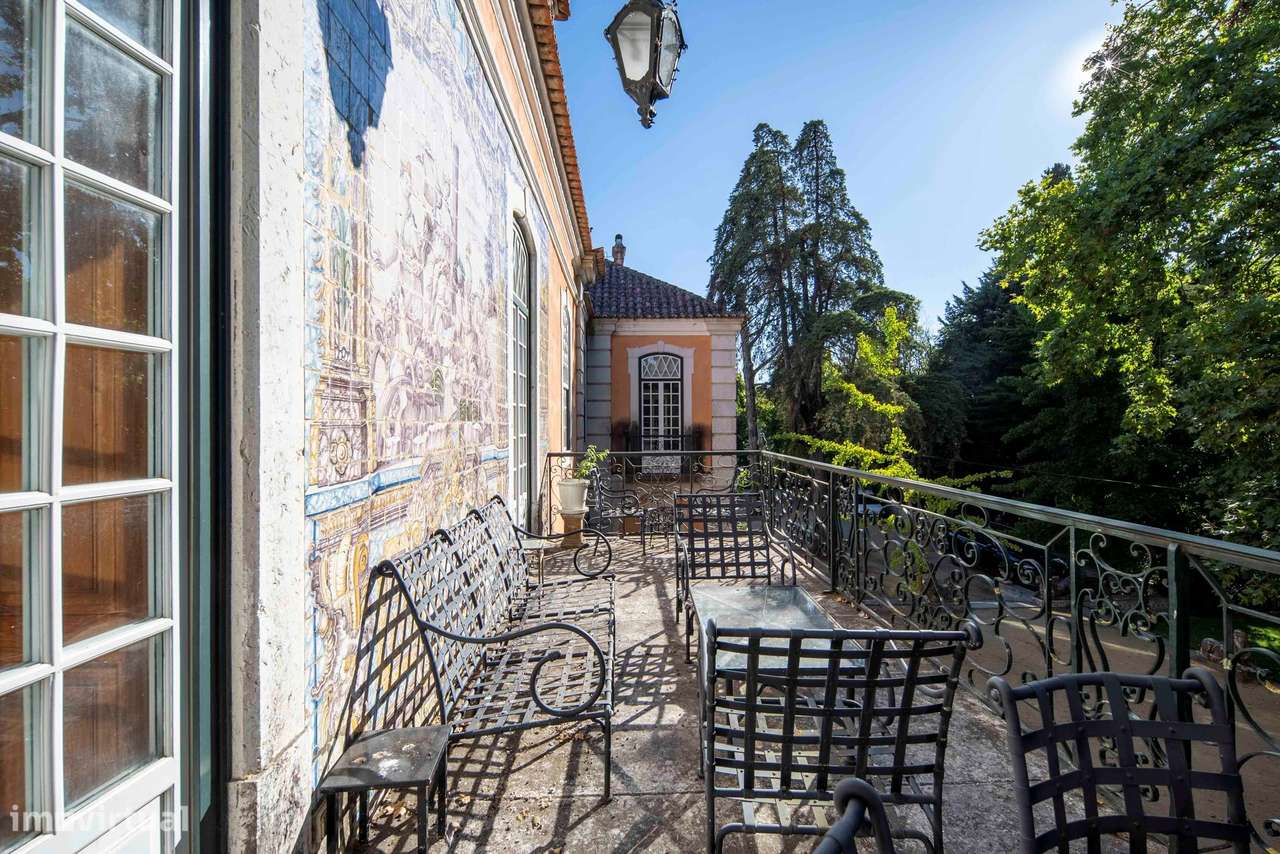 Palacete em excelente estado de conservação, Lisboa-48
