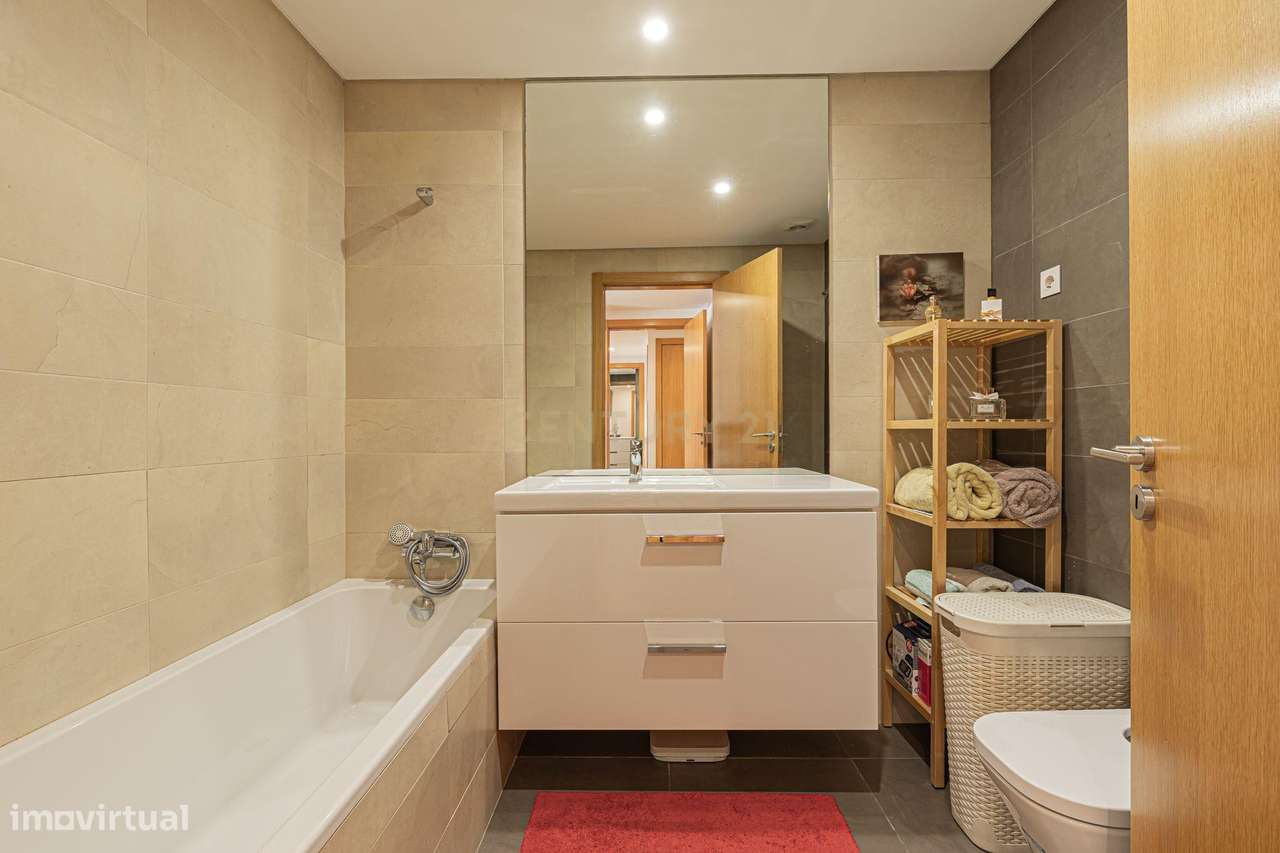 Apartamento no River Terraces com magnifica vista rio-25