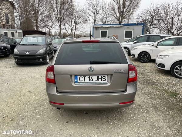 Skoda Octavia - 4