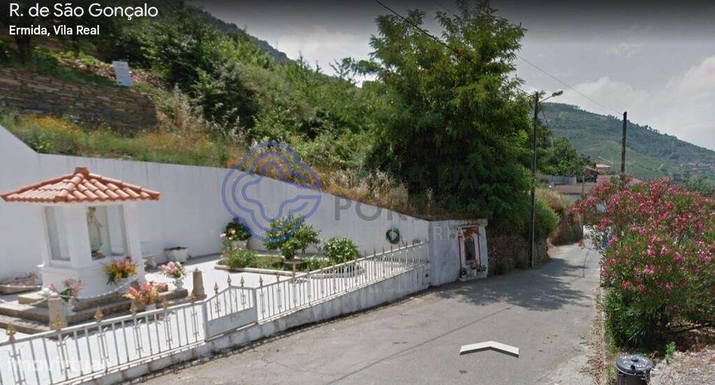 Conjunto de 8 terrenos agrícolas com 6.967m2 em Vale da Ermida, Vila R - Grande imagem: 4/16