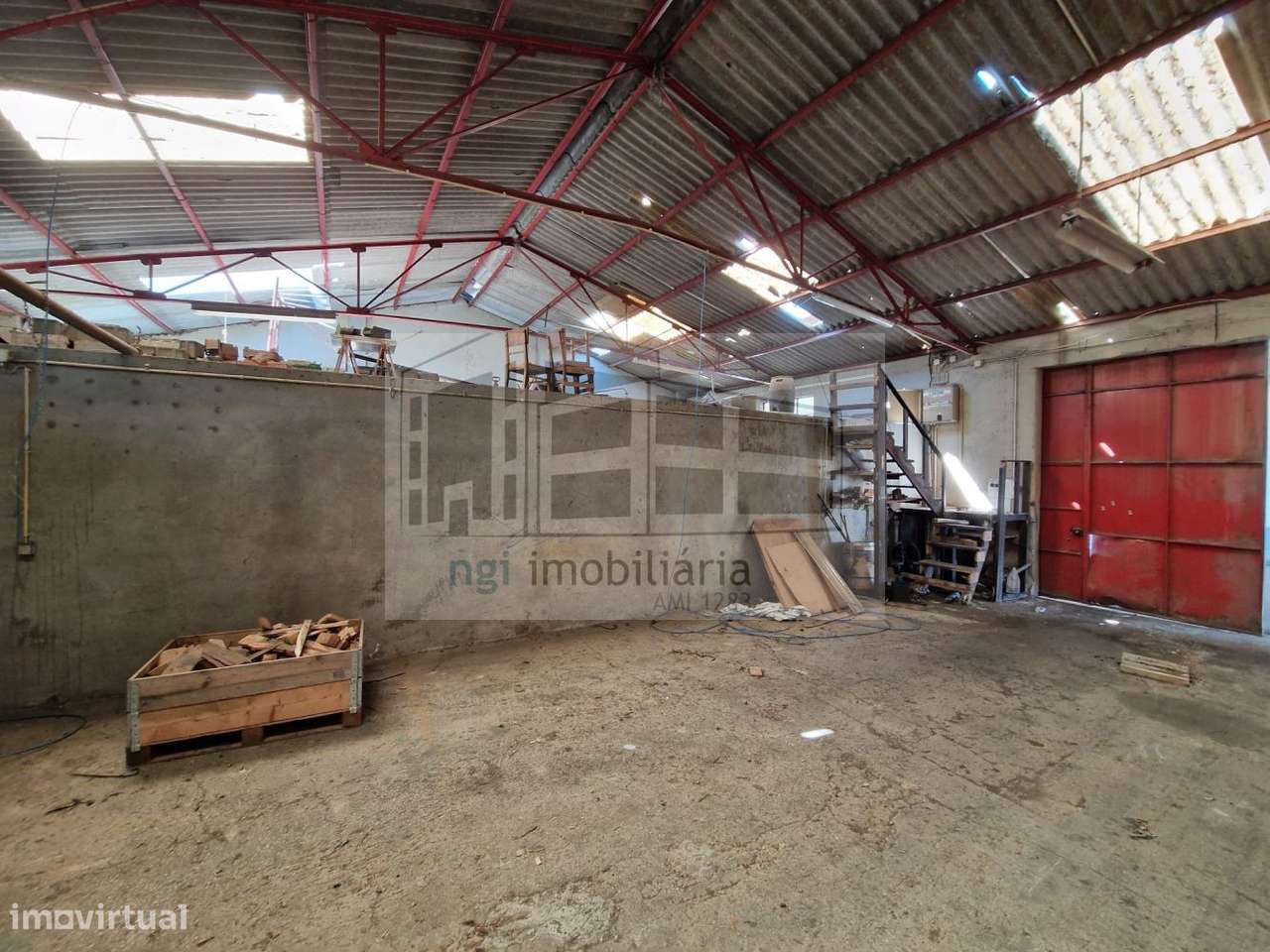 Estaleiro com 2 armazéns São Julião do Tojal - Loures - Grande imagem: 4/47