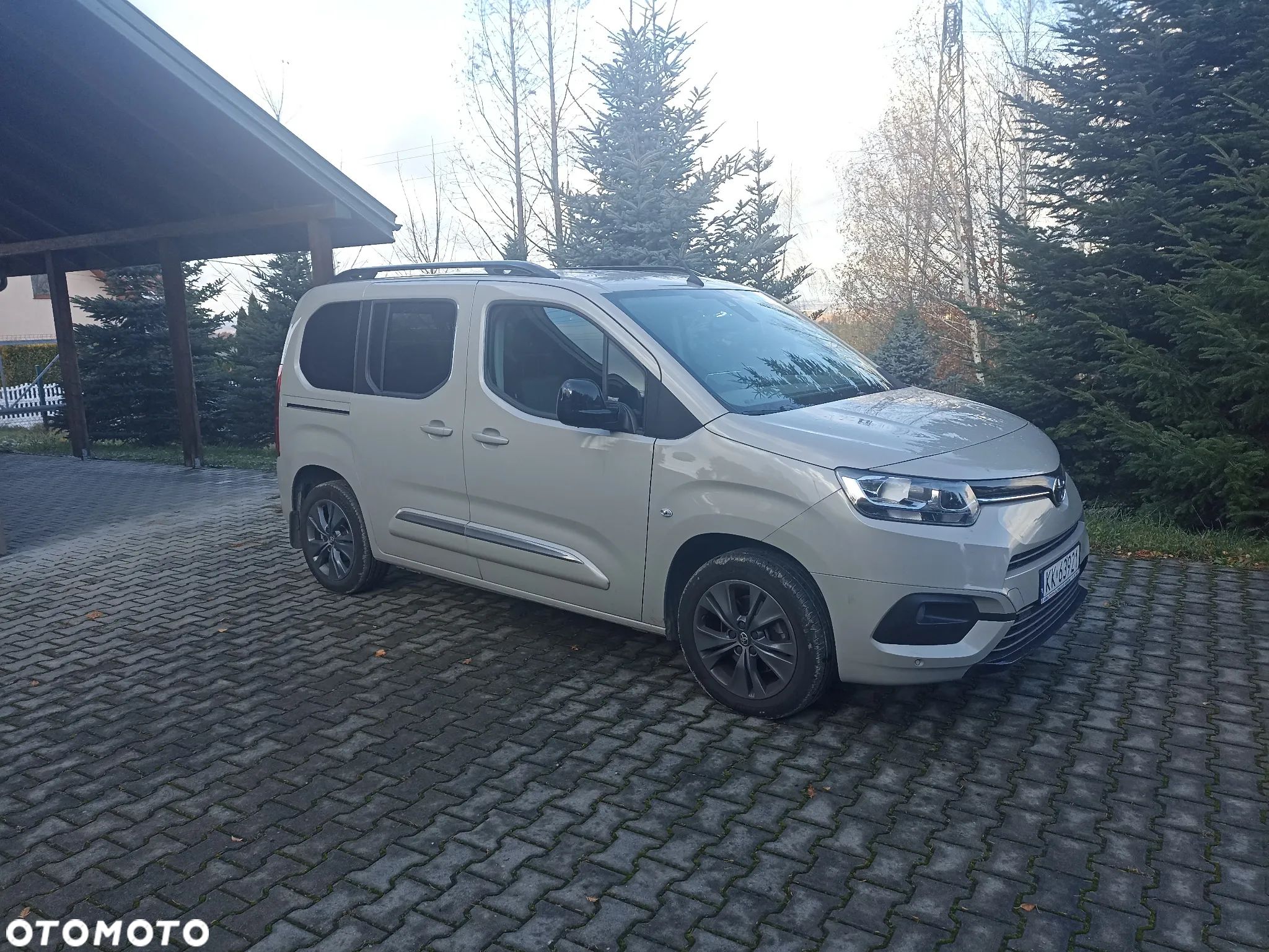 Toyota Proace City Verso 1.5 D-4D Family - 1