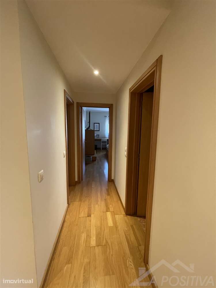 Apartamento T3 Venda em São João da Madeira,São João da Madeira-24