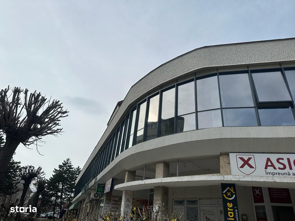 De inchiriat spatiu comercial 1.000 mp Ultracentral Suceava. - Imagine principală: 1/12