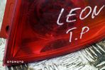 LAMPA TYLNA PRAWA LEON II 1P1 LIFT  SEAT 2009-2012 - 4