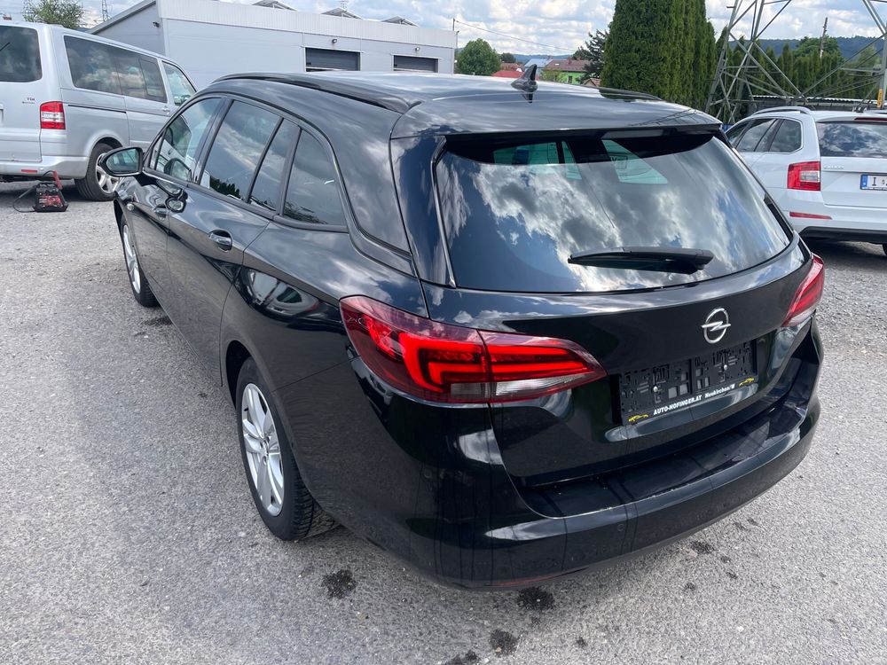 Opel Astra K (2015-2021) 1.2 Turbo Business Elegance 2021